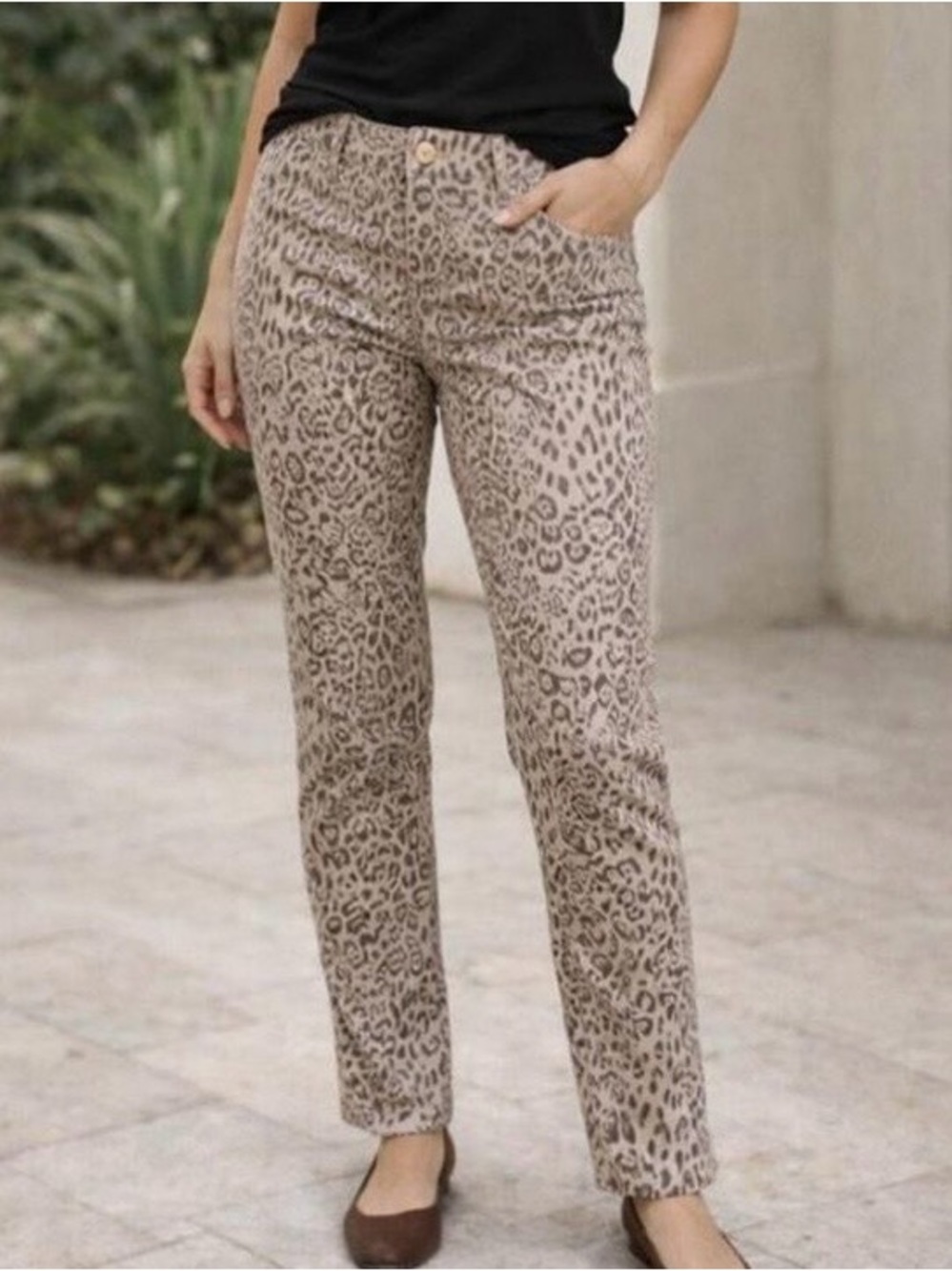 White House Black Market Mid-rise Cropped Tan and Brown Leopard Print Pants